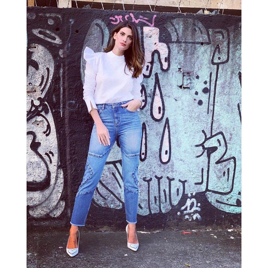 Isabella Fiorentino veste look jeans para o Esquadrão da Moda